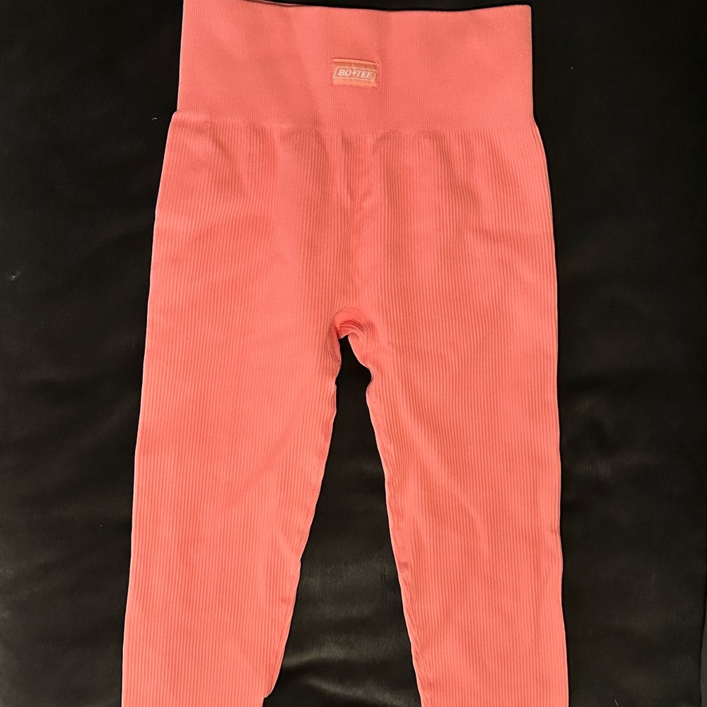 BO+TEE Pink Leggings